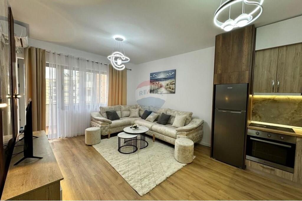 Apartament per shitje 2+1+2 tek Astiri