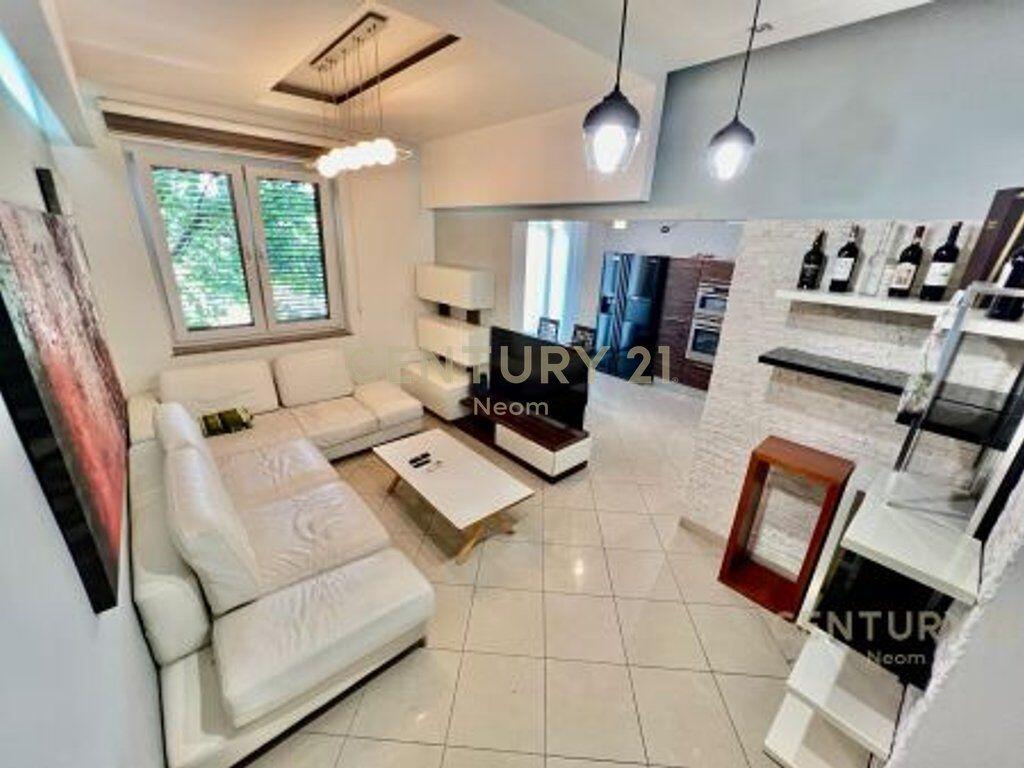 Jepet me qira apartament modern 2+1 – Kati i 3-të.