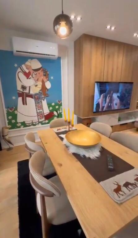 Apaertament 2+1+2 me qera, Univers City