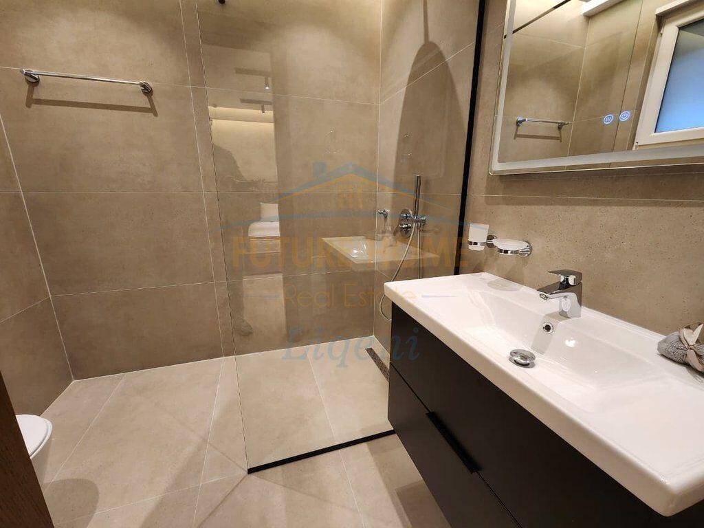 Qera, Apartament 3+1+2 Poste Parkimi, Secret Garden Residence, Tirane.