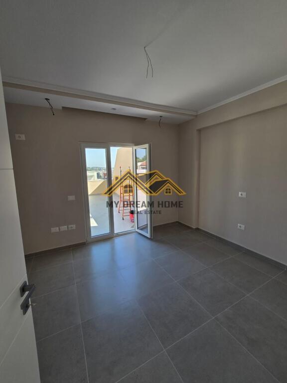 SHITET APARTAMENT ME PAMJE NGA DETI TEK SHKEMBI KAVAJES!