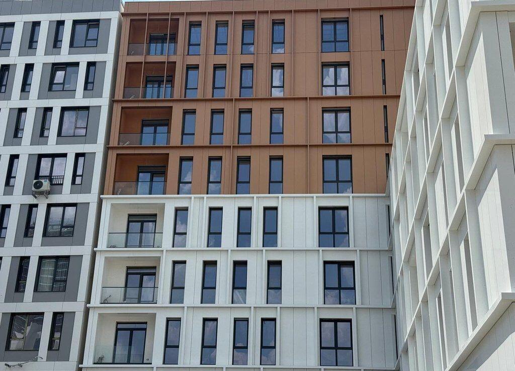 VENDESI COMMERCIALE IN VENDITA 68 M2 STRADA JORDAN MISJA 238.000 EURO