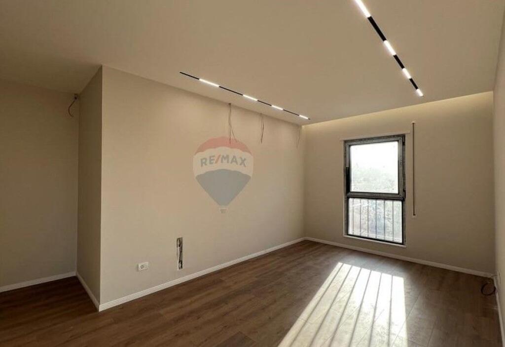 APARTAMENT 2+1 NE SHITJE TEK SHKOLLA KUQE ID: 530261056-221