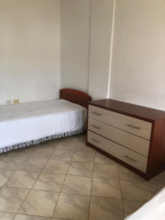 Jepet me qera apartament 2+1+2, Kodra e diellit Eleonora