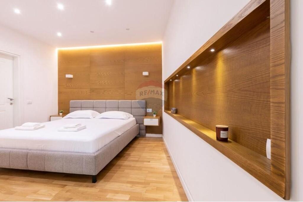 Apartament 2+1+2 per shitje te Zogu i Zi