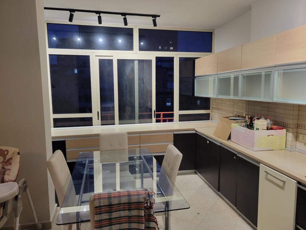 Apartament 2+1+2 me qera Rruga e Kosovareve