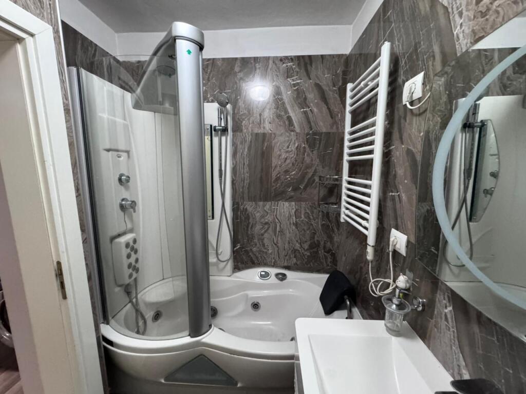 Apartament 2+1 me qira