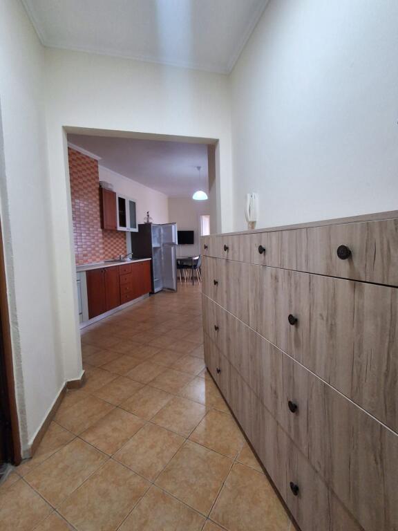 Apartment 2+1, Don Bosko!