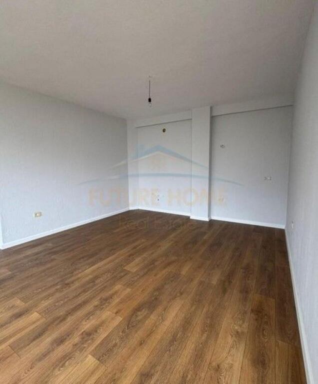In vendita, Appartamento 1+1, Fresku, Tirana