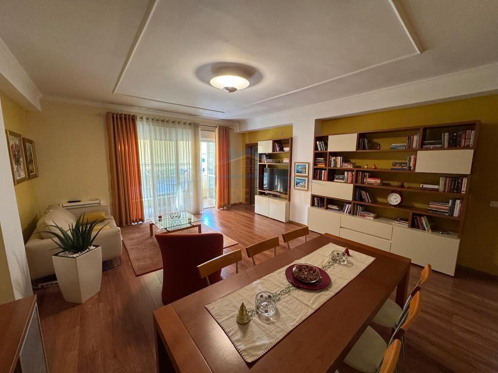 Affitto, Appartamento 2+1 Posto Auto, Blloku