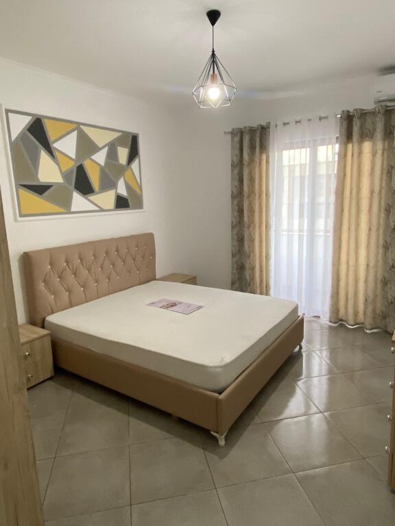 🏢Astir,prane Pasticeri Nela 5 jepet me qera apartament 1+1,i mobiluar, 40,000Leke   