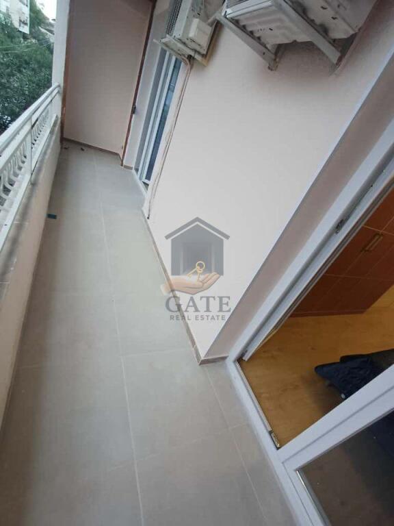 Shitet, Apartament 2+1 Me Kuzhine Te Vecuar, Vollga,Durres!