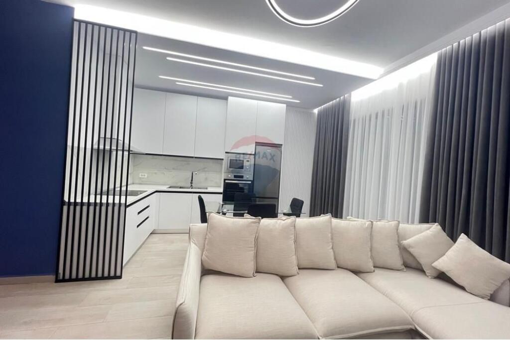 Apartament 2+1 me qira tek Liqeni i Thate .