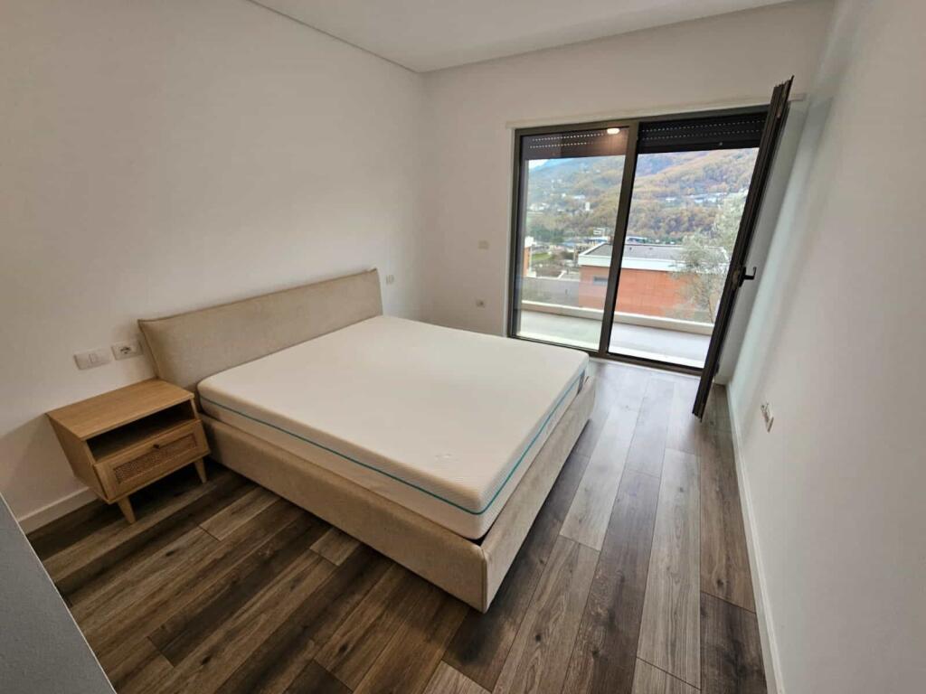 Vile 3 Kateshe me qera tek Olive Grove Residence ( ID BV22504) Tirane