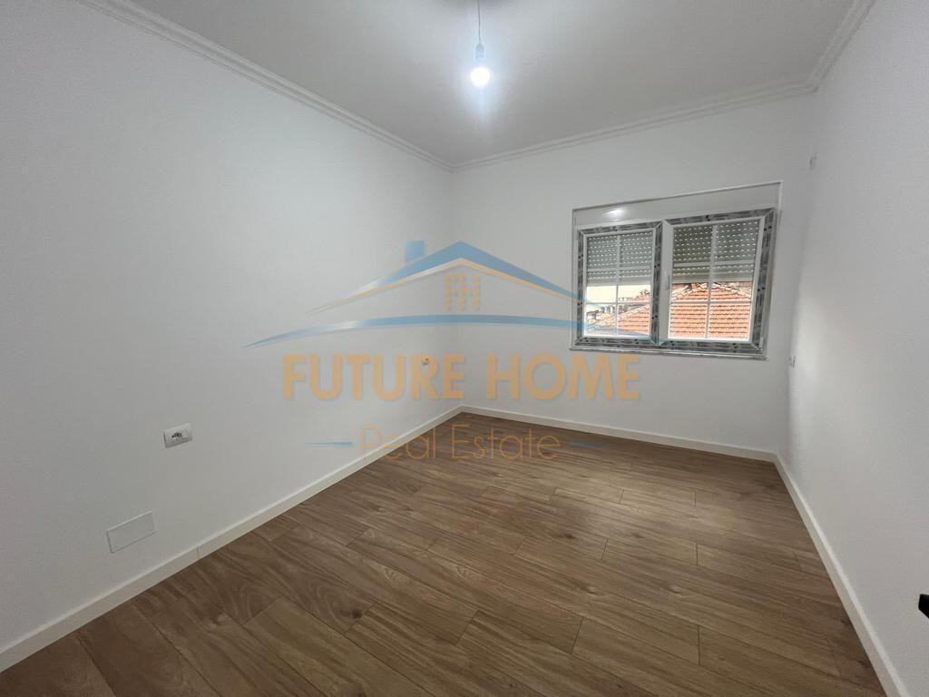 Shitet Apartament 2+1+2, Rruga e Bogdaneve