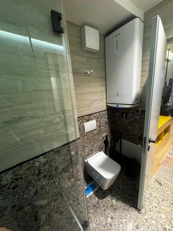 SHITET GARSONIERE MODERNNE TEK RRUGA SIRI KODRA