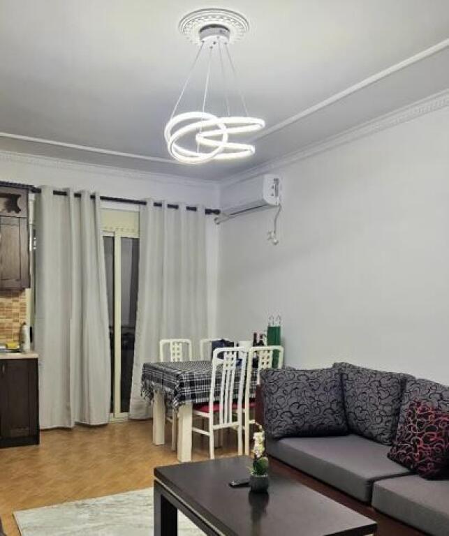 Jepet me qera apartament 2+1+2, Kati 5,Ne fresk, 450 euro