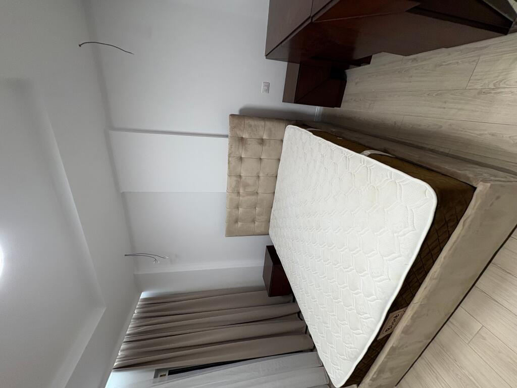 Jepet me qera apartament 2+1 i mobiluar + garazh Rruga Myslym Shyri