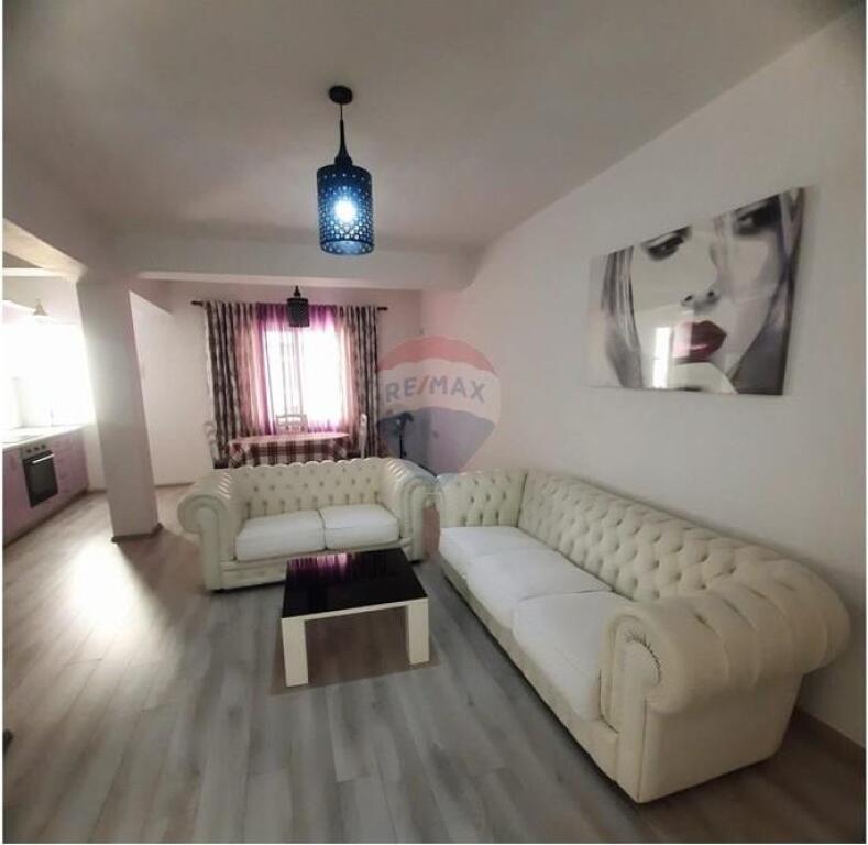 Apartament 2+1+2 me qira në Bllok