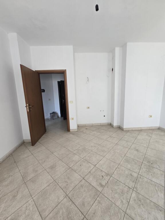 SHITET APARTAMENT 1+1 SHKEMBI KAVAJES, DURRES