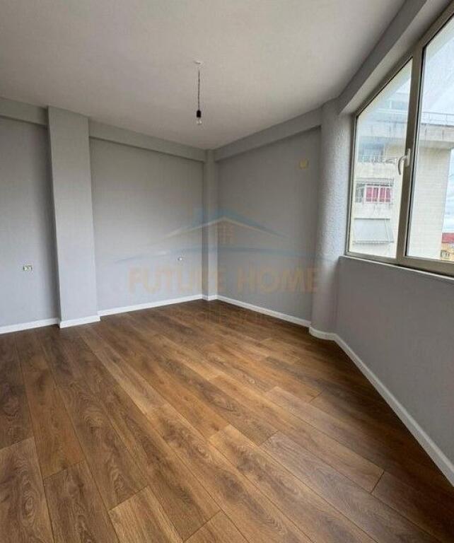 In vendita, Appartamento 1+1, Fresku, Tirana