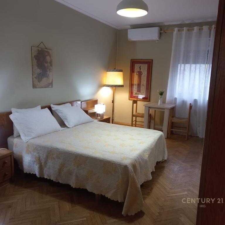 Apartament 1+1 , Qender