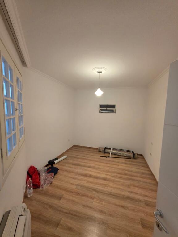 Apartament 3+1,Pazari i Ri!