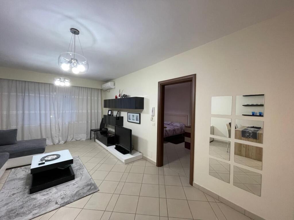 Apartament 1+ 1, Stacioni Trenit!