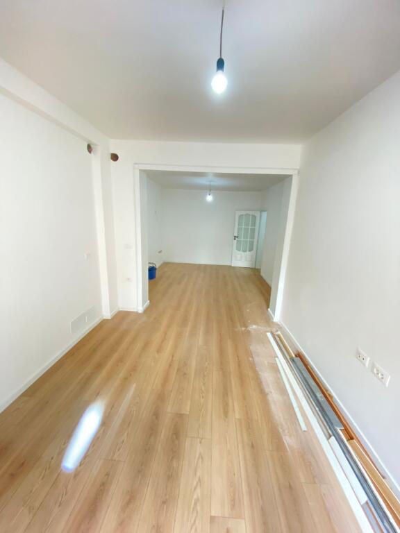 📍 Super lokacion! 🏢 Shitet apartament 1+1 pranë Rrugës së Kosovareve.  Mundësi kreditimi