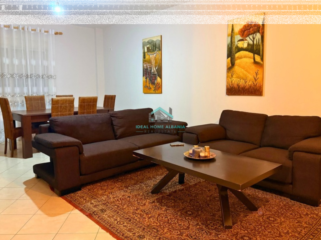 Apartament 2+1 per Shitje Transballkanike Vlore.