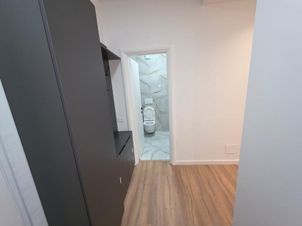 Pazar i Ri Jepet Apartament 3+1+2 Me Qera