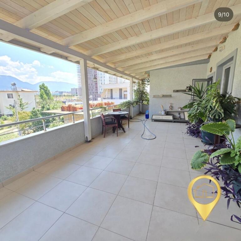 Jepet me qera super dupleks 4+1 ne Rr. Jordan Misja