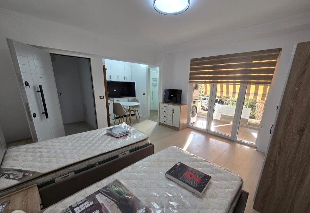 garsionere me qira ne qender te Tiranes