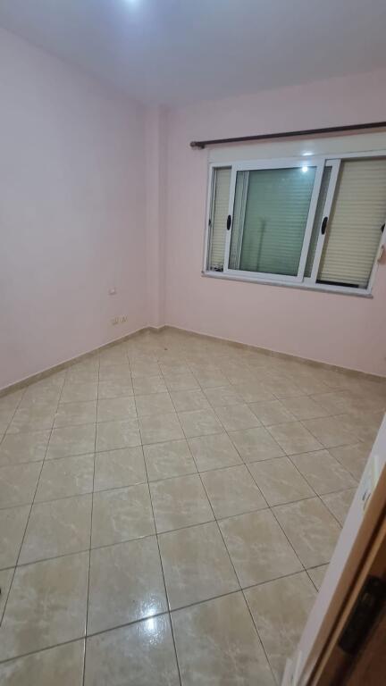 🏢 Jepet me Qira Apartament 1+1 ne Don Bosko, pranë Rrugës kryesore