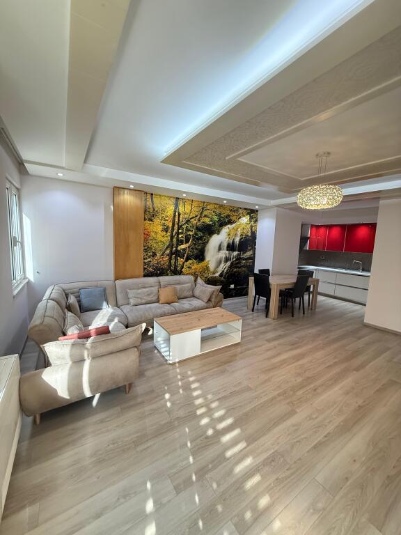 Apartament 3+1+2 Bllok