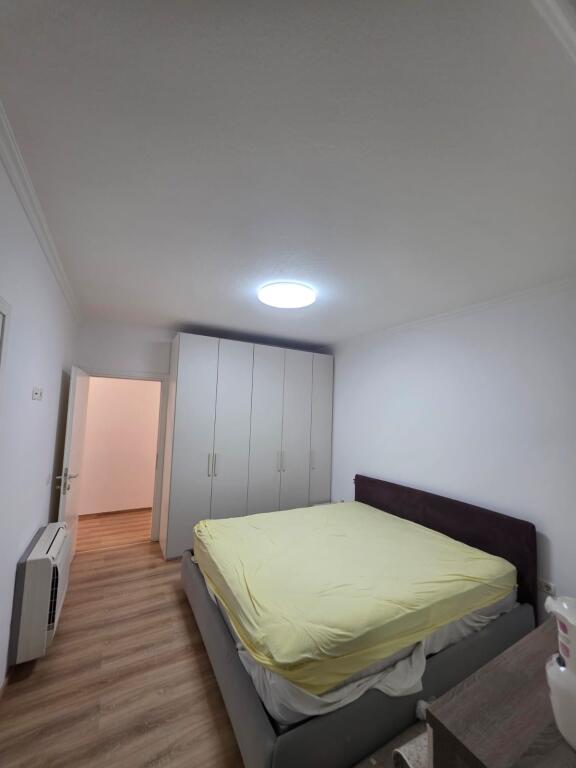 Apartament 3+1,Pazari i Ri!