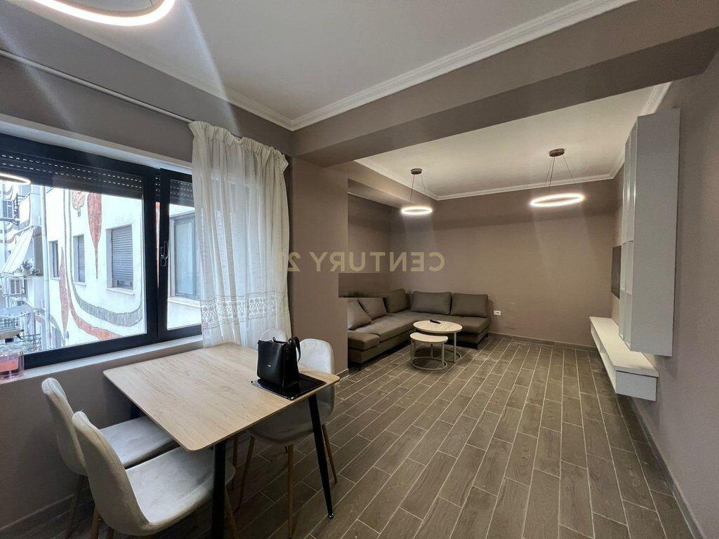 Apartament 2+1+Post Parkimi, Kodra e Diellit 2