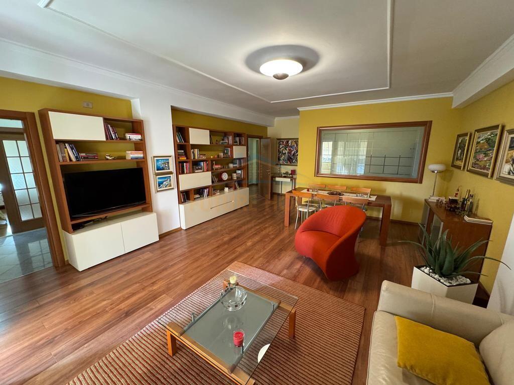 Affitto, Appartamento 2+1 Posto Auto, Blloku