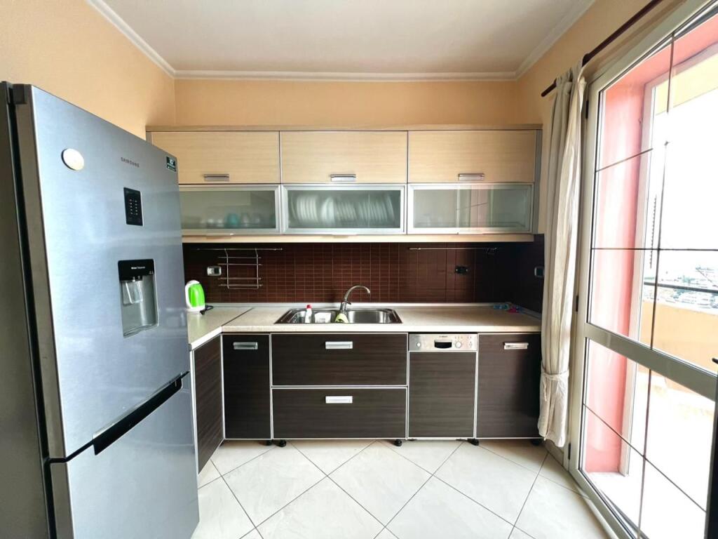 Penthouse 4+1+2wc &amp; 2 Ballkone me Qera - Kisha Ortodokse, Vlore