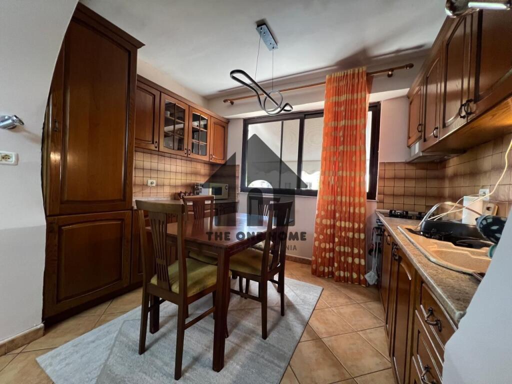 Qera 2+1 Myslym Shyre .