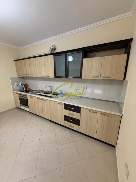 APARTAMENT ME QERA 1+1 KINOSTUDIO 32.000 LEKE