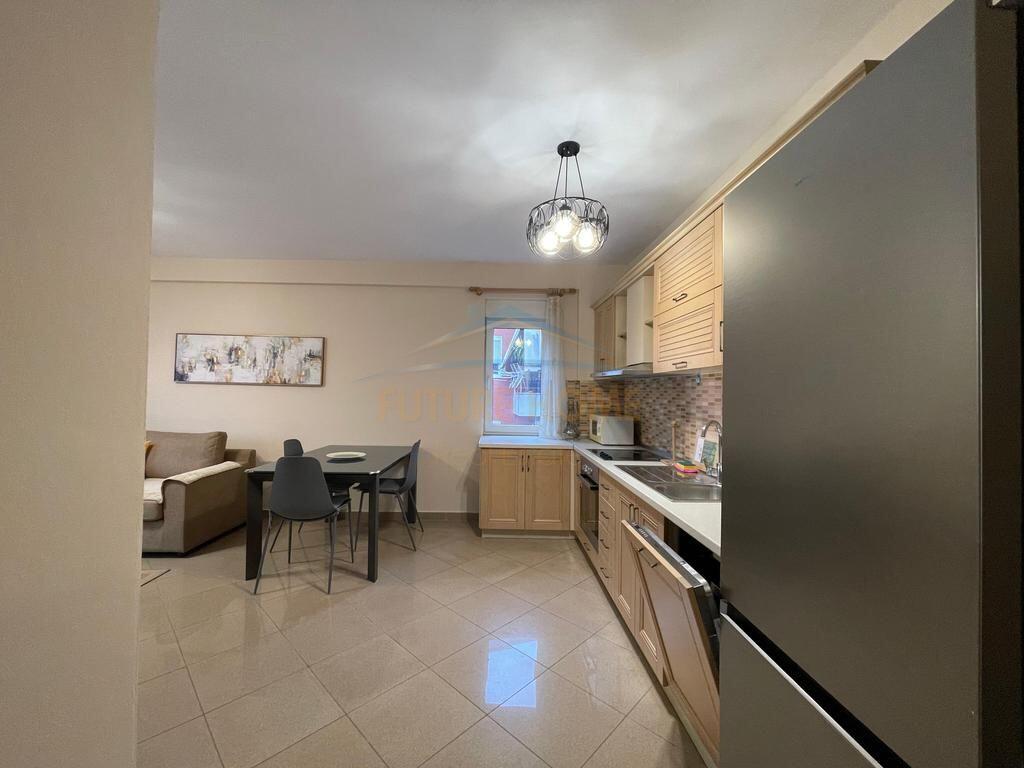 Qera – Apartament 2+1+2 + Post Parkimi Liqeni i Thatë, Tiranë