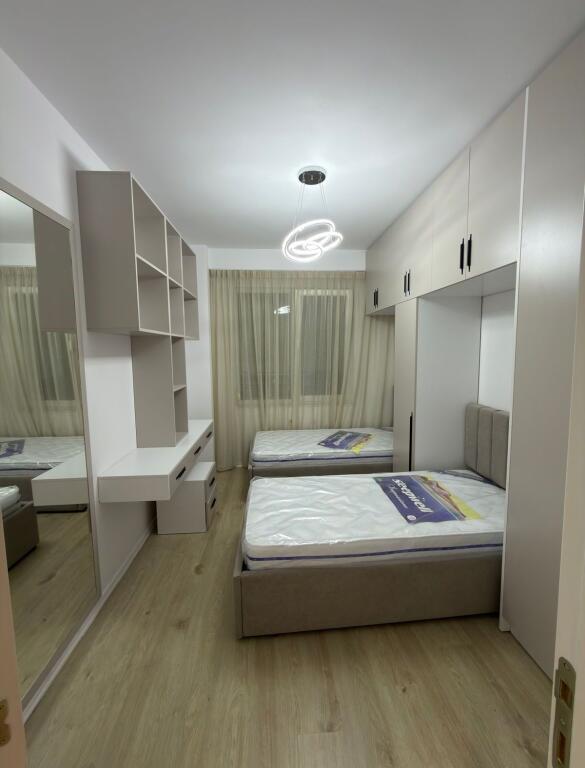 Jepet me qera apartamenti 2+1+Depo +Post Parkimi te Komuna E Parisit