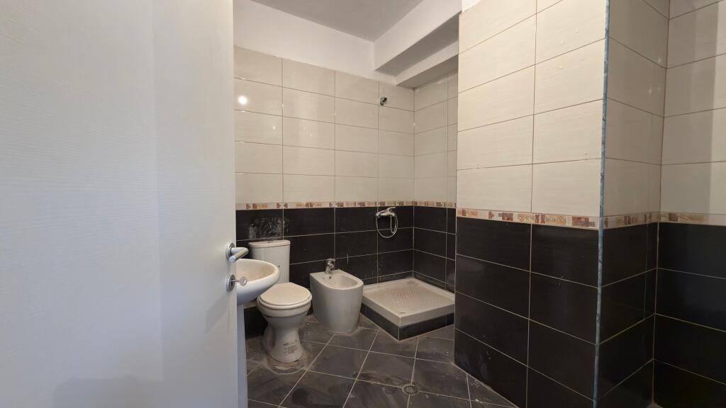 ASTIR APARTAMENT 2+1+2 PER SHITJE!
