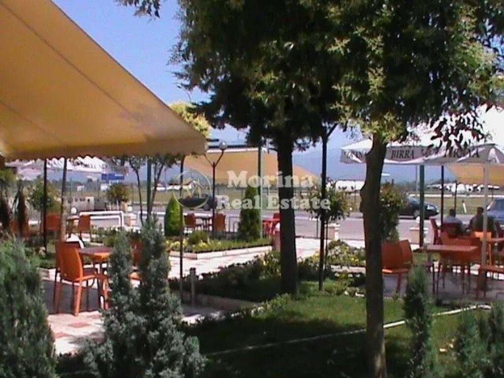 Shitet truall 1000 m2 + 130 m2 ndertim,  1.500.000 Euro