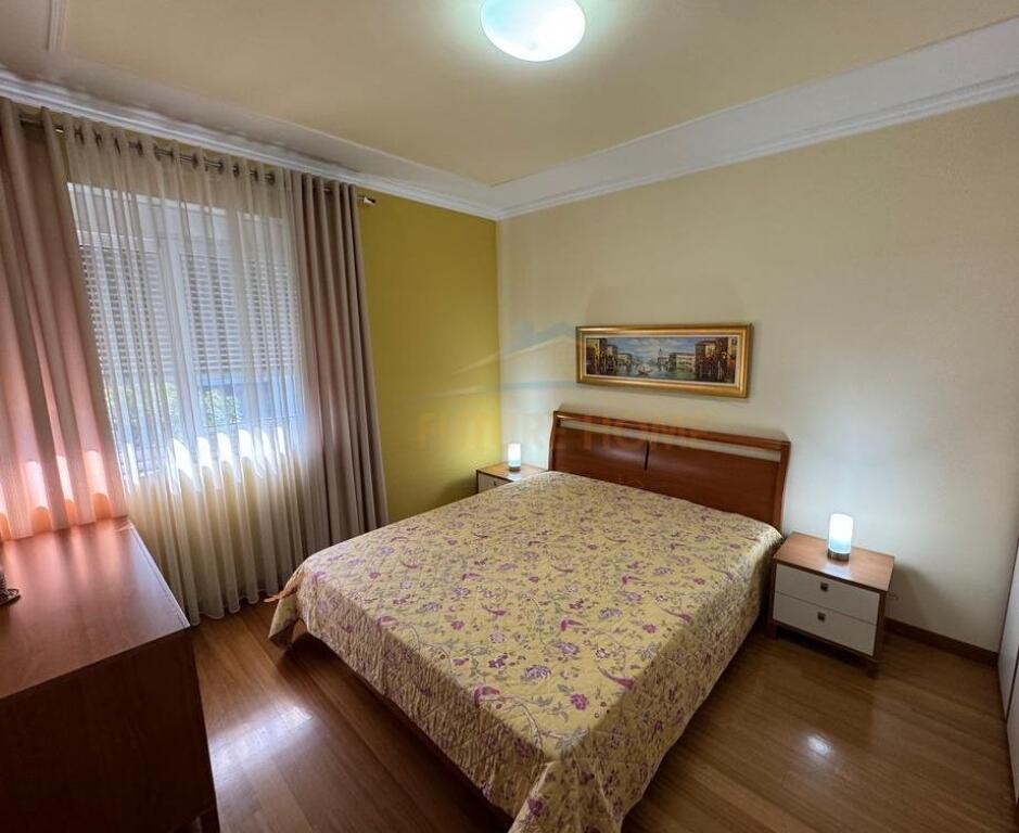 SHITET APARTAMENT 2+1 NE BLLOK