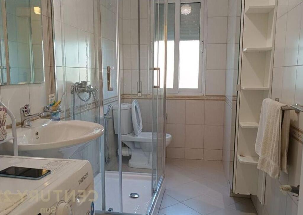 FOR RENT 1+1 APARTMENT NEAR THE DRY LAKE.