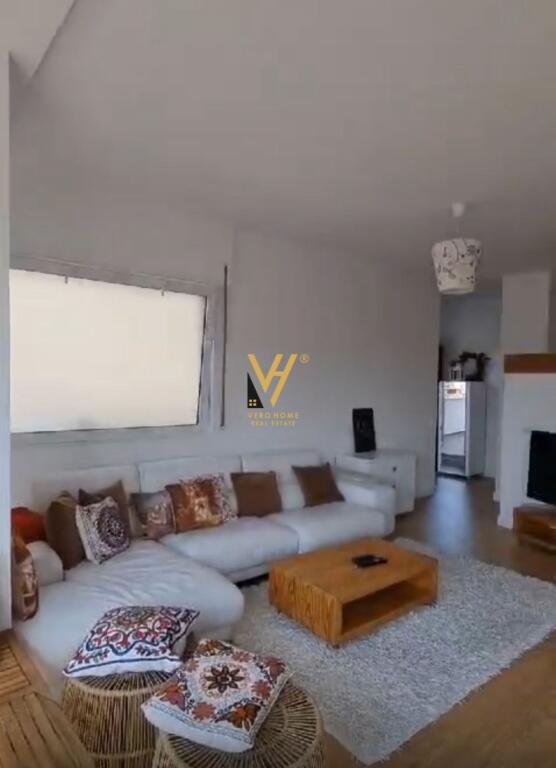 LOFT ME QERA NE MYSLYM SHYR 1.200 EURO