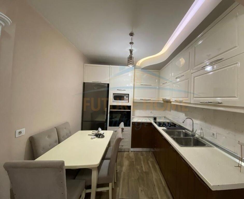 Qera, Apartament 1+1, Selvia, Tiranë.
