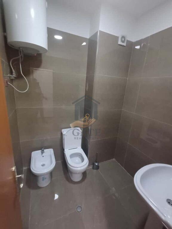 🏡 Appartamento 2+1+2 in Vendita – 110 m² – Spiaggia, Ruota Rossa